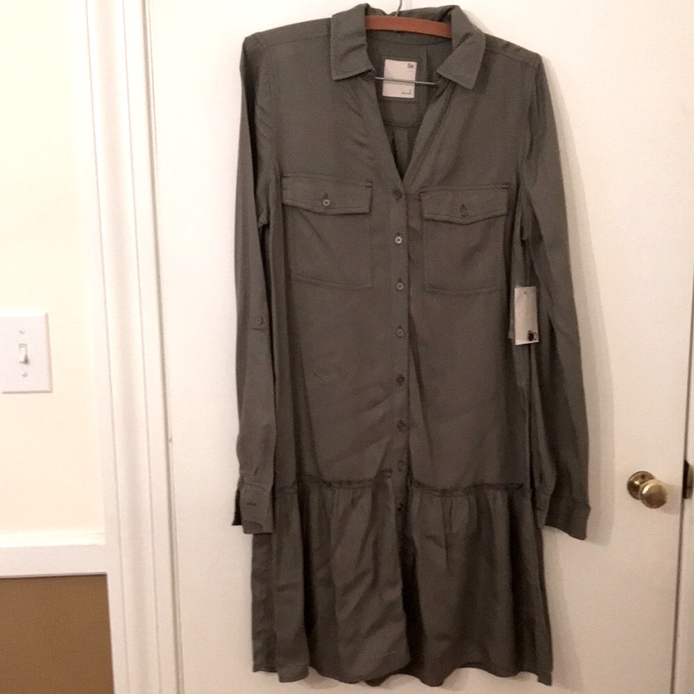 SO dress NWT - adorable olive/army green dress in SZ S. Smoke/pet free home